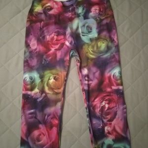 Women's Size Medium Rose Leggings